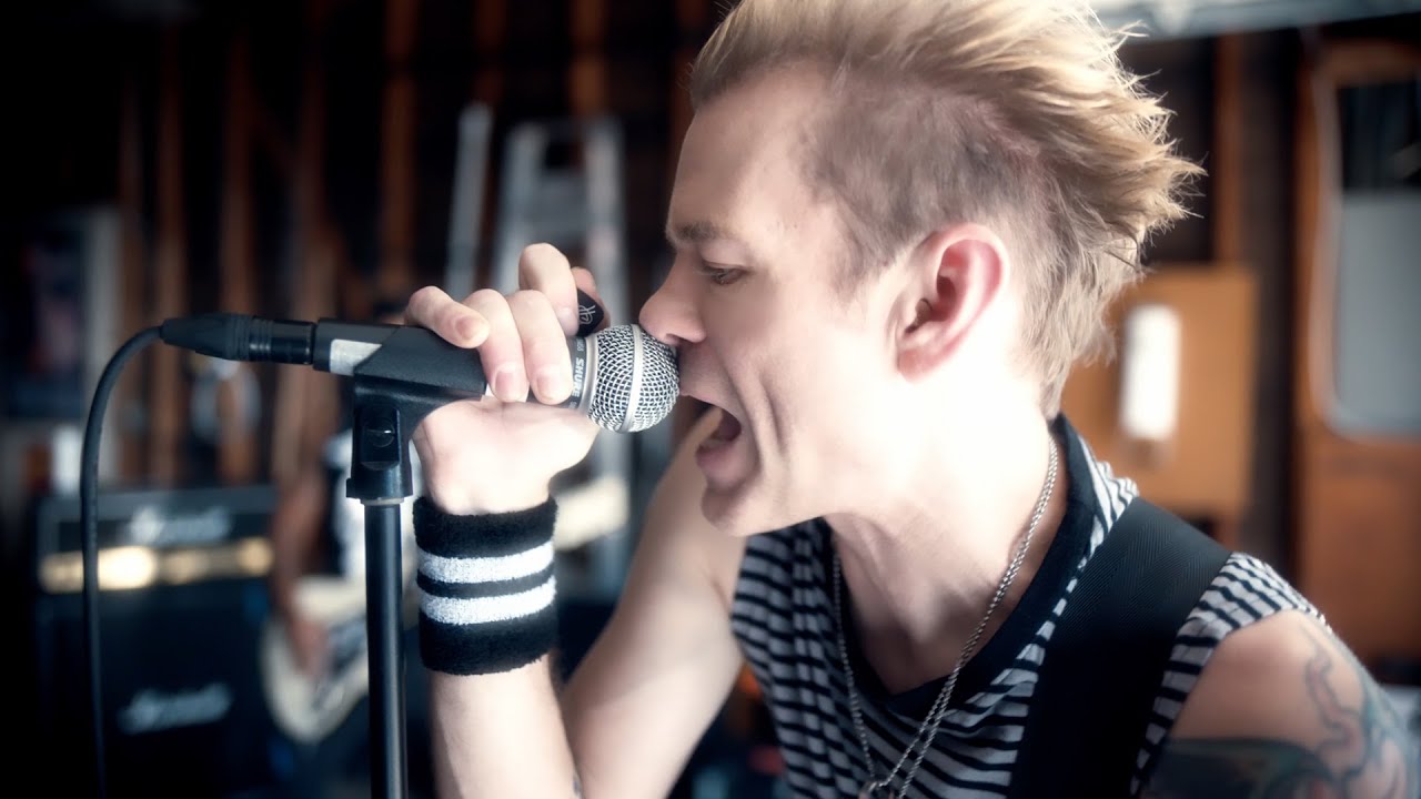 Sum 41 – Landmines (Official Music Video)