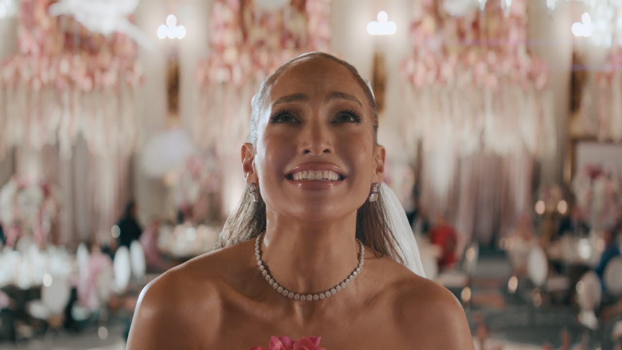 Jennifer Lopez – Can't Get Enough (Official Music Video)